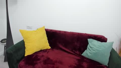 Millanna online show from September 20, 6:31 pm