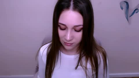 Snapshot of millasamsd chatting on April 18, 11:36 am Milla online show from April 18, 11:36 am