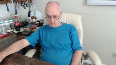 millenium0129 online show from October 9, 3:54 pm