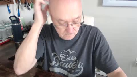 millenium0129 online show from October 10, 6:18 pm