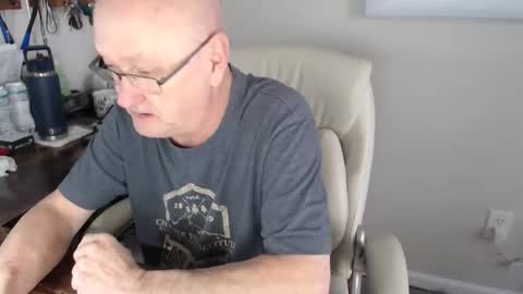 millenium0129 online show from November 21, 5:44 pm