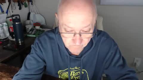 millenium0129 online show from November 30, 7:18 pm