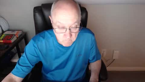 millenium0129 online show from April 25, 12:46 am