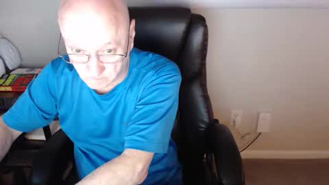 millenium0129 online show from May 3, 12:38 am