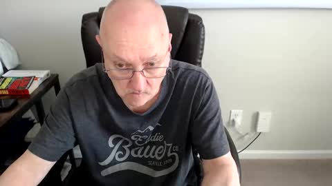 millenium0129 online show from May 8, 4:01 pm