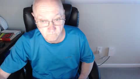 millenium0129 online show from May 10, 1:55 am