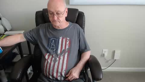millenium0129 online show from May 19, 4:02 pm