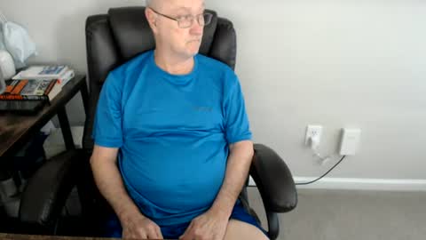 millenium0129 online show from July 2, 4:24 pm