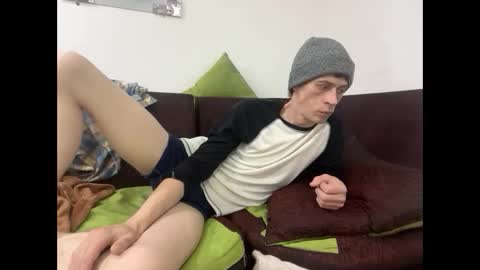 Snapshot of millerjdm chatting on October 20, 10:10 pm SlimnHungOH online show from October 20, 10:10 pm