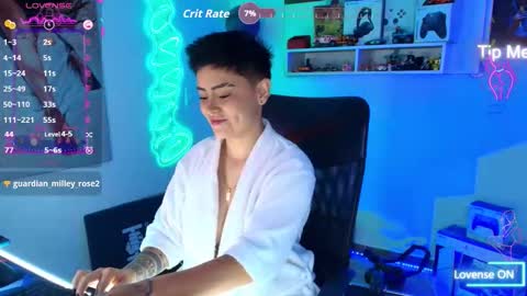 Im girl my name is Johana  online show from September 16, 10:00 pm