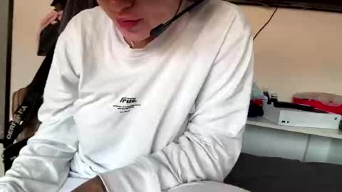 Im girl my name is Johana  online show from October 31, 1:45 pm