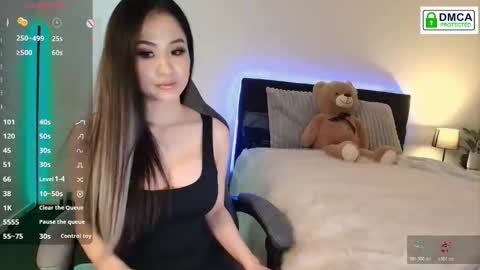 Snapshot of milli_sweets chatting on May 11, 1:22 am Milli sweets online show from May 11, 1:22 am