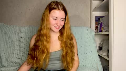 Milly online show from December 4, 5:33 pm