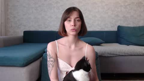 Milly online show from February 9, 9:35 am