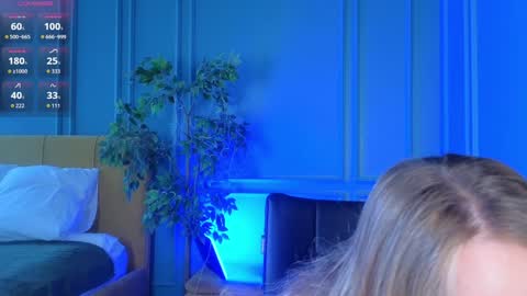 Milly    online show from October 21, 6:58 am