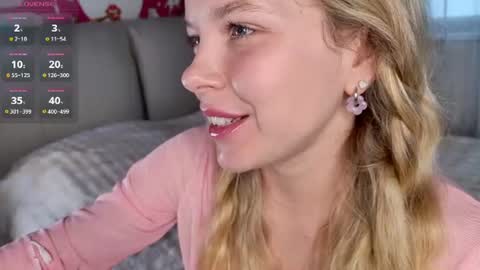 Snapshot of milly_shy chatting on July 2, 6:52 am Milly online show from July 2, 6:52 am