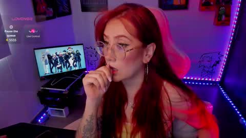 Monkey D Maddie online show from October 7, 10:07 pm