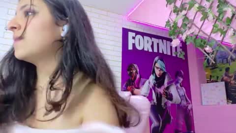 millybell303av online show from February 18, 12:12 pm