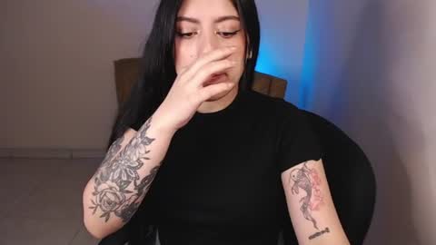 Emily  online show from June 16, 9:28 pm