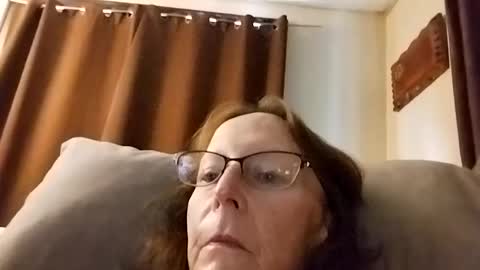 miloanj online show from June 24, 9:47 pm
