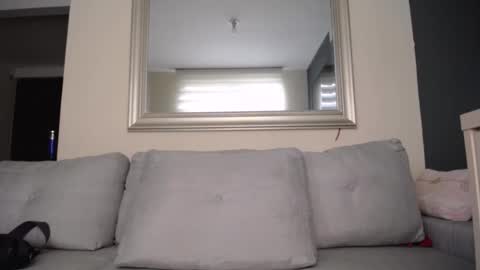 miloslove online show from September 19, 12:28 pm