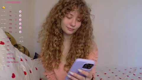 milounee online show from March 13, 9:38 am