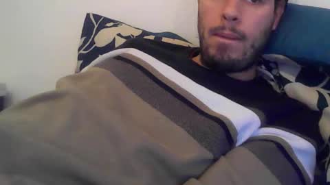 Snapshot of milowww1601 chatting on November 29, 4:10 pm milowww1601 online show from November 29, 4:10 pm