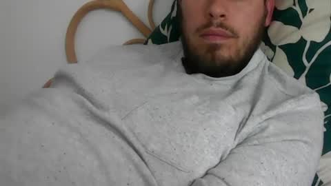 milowww1601 online show from April 15, 4:03 pm