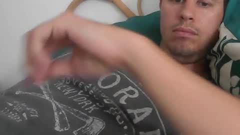 milowww1601 online show from June 3, 9:34 am