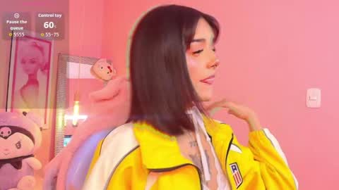 Snapshot of milu_carbajal_x chatting on April 30, 4:08 am milu_carbajal_x online show from April 30, 4:08 am