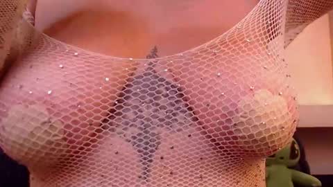 Milu Wallace  online show from November 28, 10:23 pm