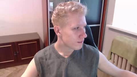 Snapshot of miluegin chatting on February 5, 11:02 am Noah online show from February 5, 11:02 am