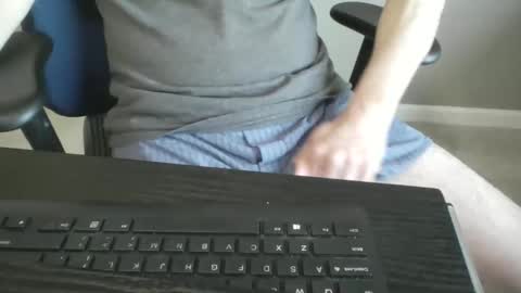 Snapshot of milwaukeebadger24 chatting on May 4, 11:28 am milwaukeebadger24 online show from May 4, 11:28 am