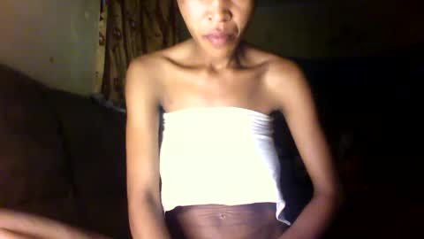 mily_cute online show from February 4, 12:08 am