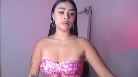 Mily Ortiz online show from October 1, 7:09 pm