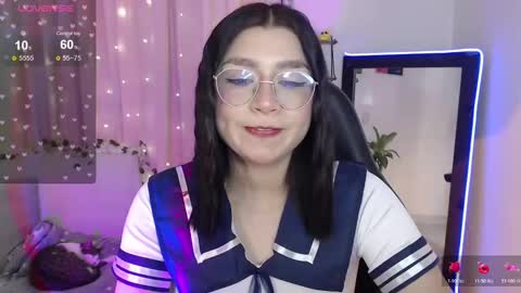 Mily online show from November 6, 9:15 pm