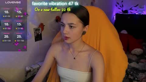 Emily online show from October 26, 3:51 pm