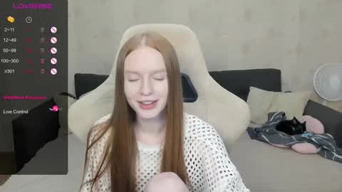 Snapshot of milymi_ chatting on September 17, 1:46 pm Milena and Jasper online show from September 17, 1:46 pm