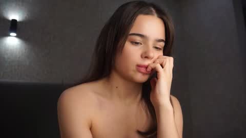 Linda online show from February 13, 1:51 pm