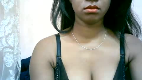 Snapshot of mimie32 chatting on June 27, 6:18 am mimie32 online show from June 27, 6:18 am
