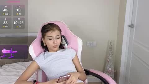 Snapshot of mimiicherry chatting on February 20, 3:25 am Kiko online show from February 20, 3:25 am