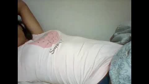 Snapshot of mimisexy295320 chatting on January 15, 9:56 am mimisexy295320 online show from January 15, 9:56 am