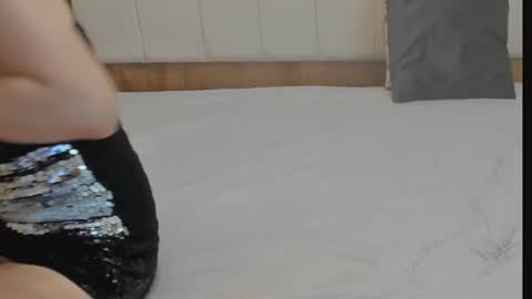 Snapshot of mimixo99 chatting on October 30, 9:04 pm mimixo99 online show from October 30, 9:04 pm