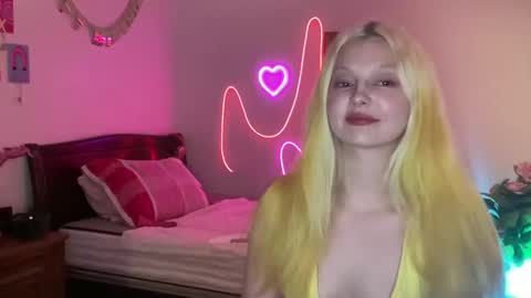 mimsymarlo online show from February 8, 11:02 pm