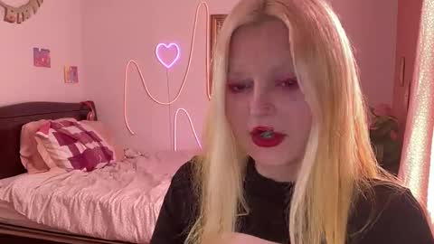 mimsymarlo online show from February 17, 6:59 pm