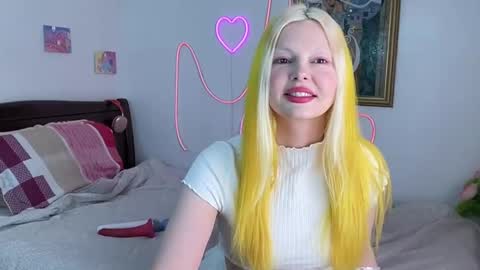 mimsymarlo online show from March 8, 6:58 pm