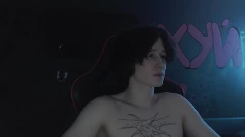 Snapshot of min1pekka chatting on October 7, 1:36 am Max online show from October 7, 1:36 am