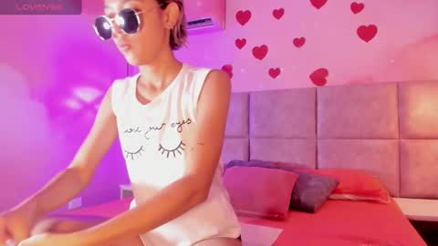 Snapshot of min_minjil chatting on March 12, 11:42 am Minji online show from March 12, 11:42 am