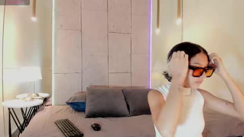 Snapshot of min_minjil chatting on September 10, 11:32 am Minji online show from September 10, 11:32 am