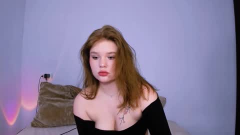 hi Im Mina  online show from January 8, 1:41 am